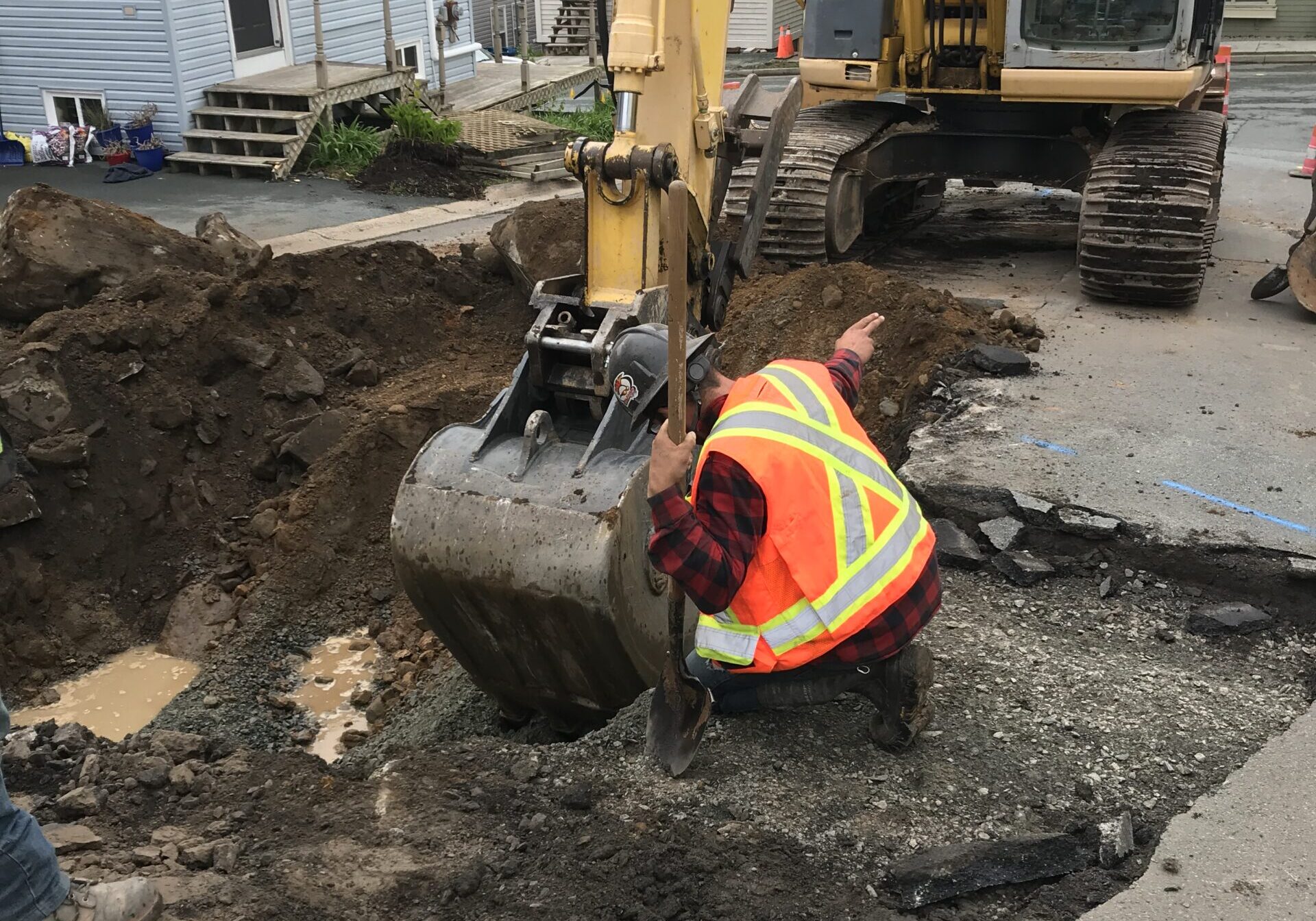 Nova Scotia earth moving, Nova Scotia construction, Nova Scotia water main repair, underground utilities